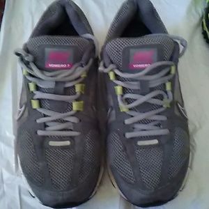 Women's Nike Zoom Vomero+ 7 Running Shoes